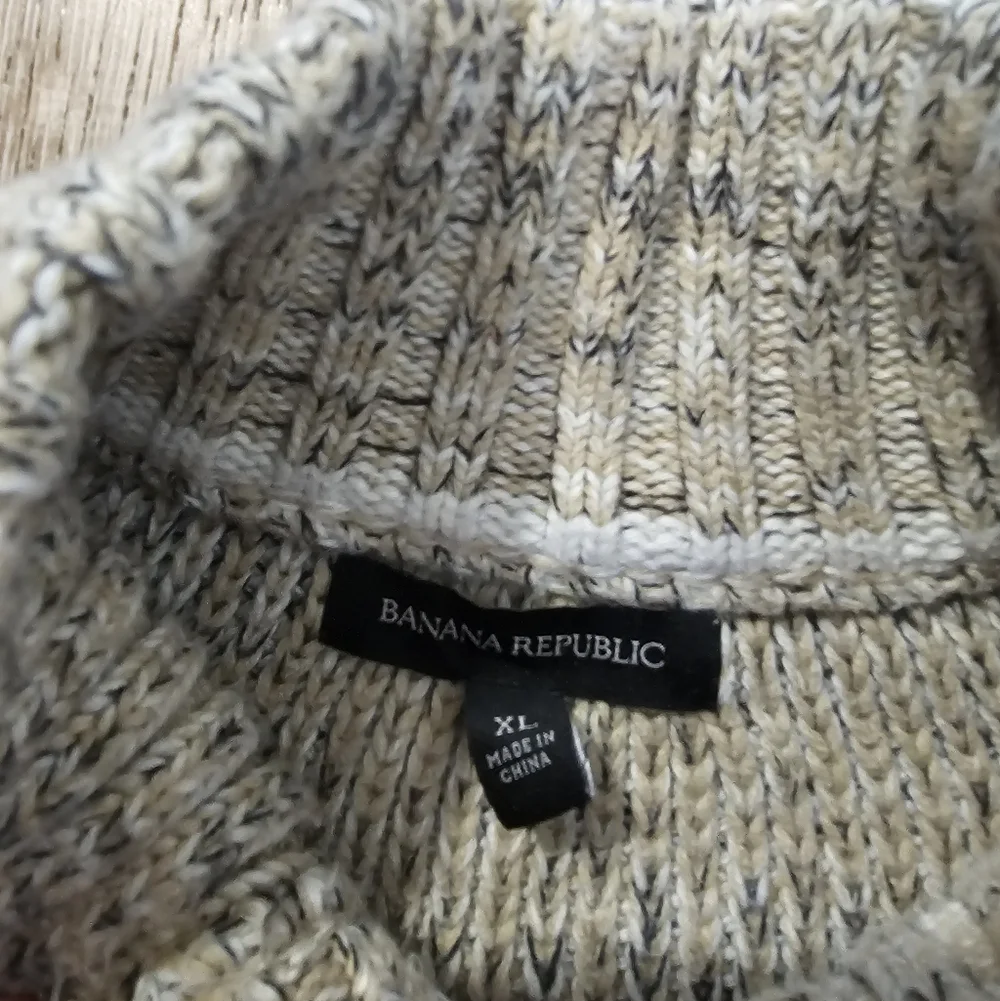 Banana Republic Cardigan